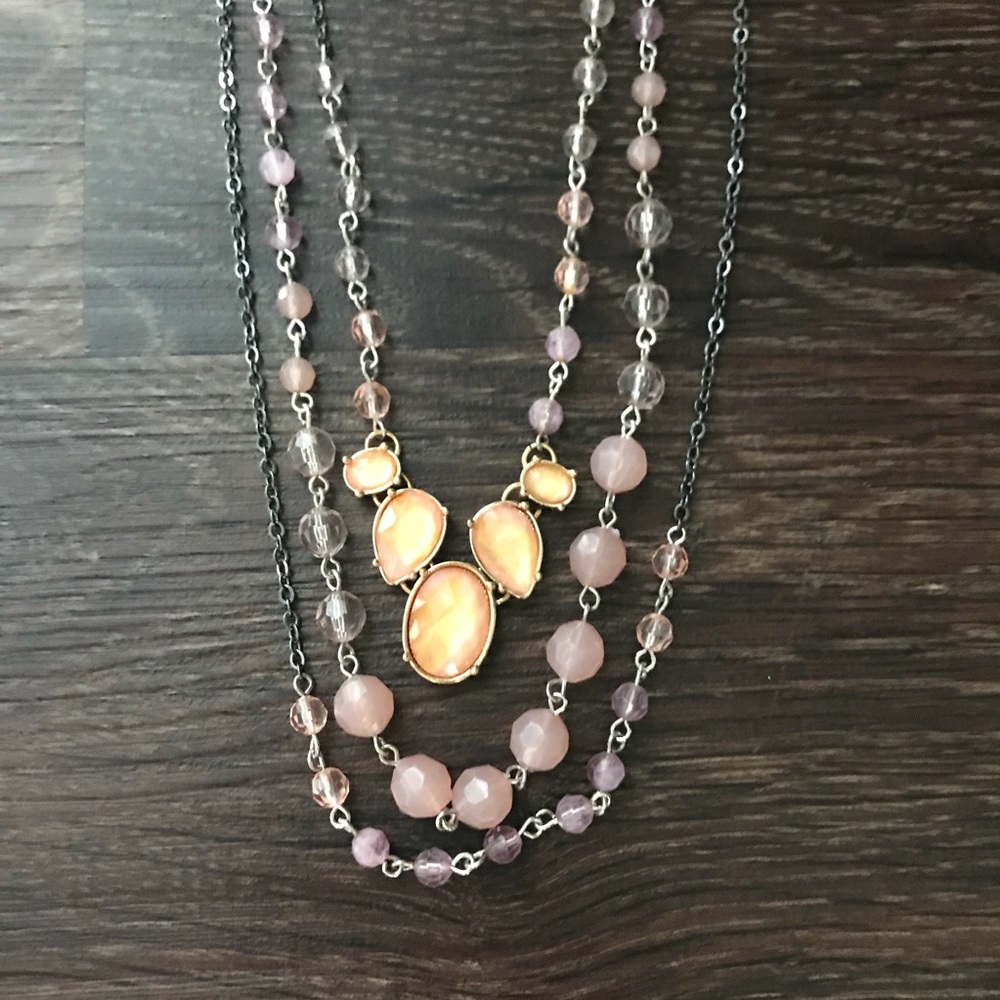 💥4/$25💥 Fun Pink and Orange Tiered Necklace